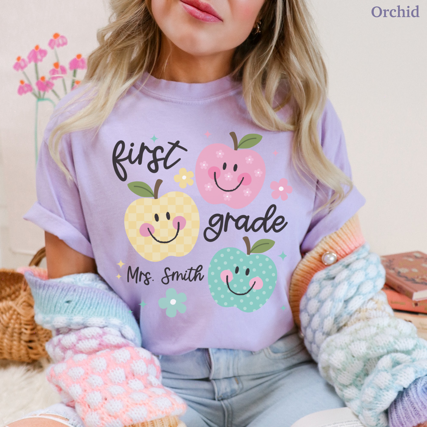 Personalized Apples First Grade Teacher Shirt