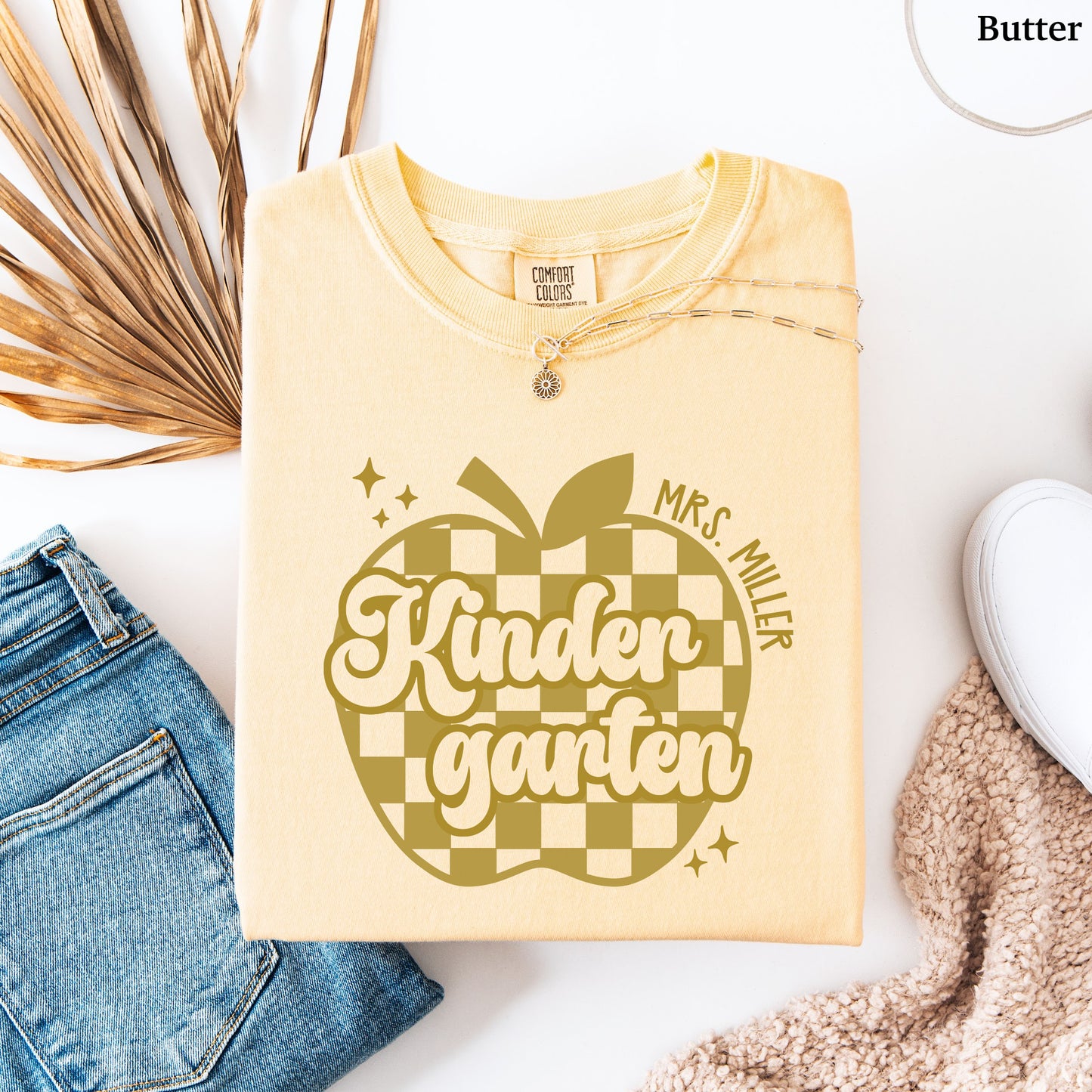 Personalized Checkered Apple Kindergarten Shirt