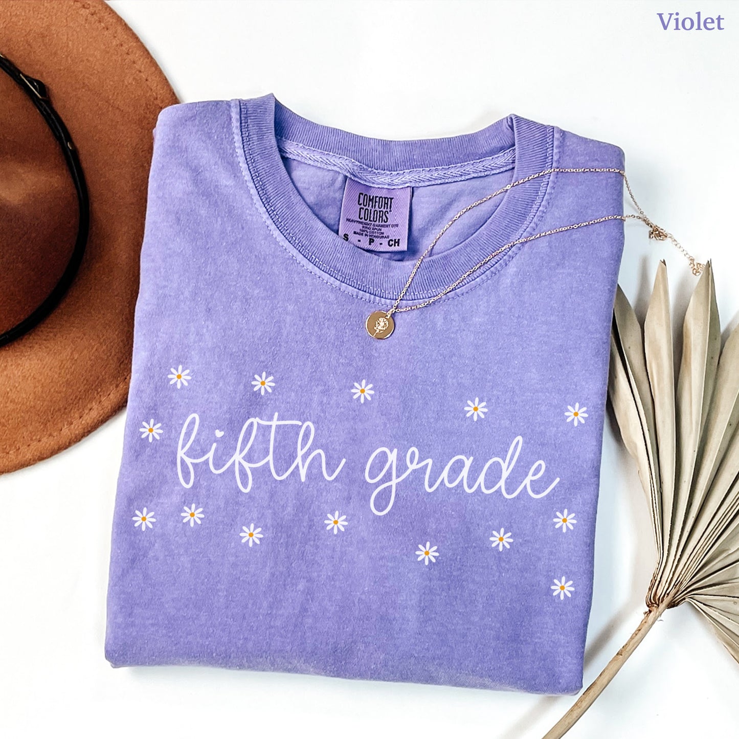 Daisies Fifth Grade Teacher Shirt