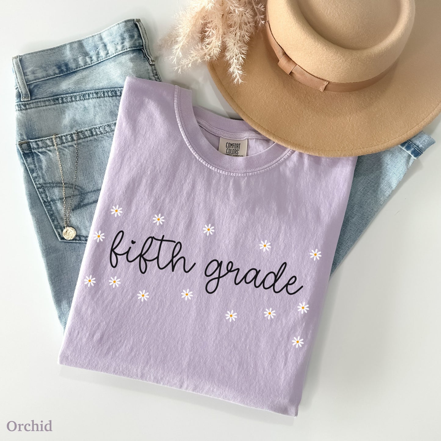 Daisies Fifth Grade Teacher Shirt